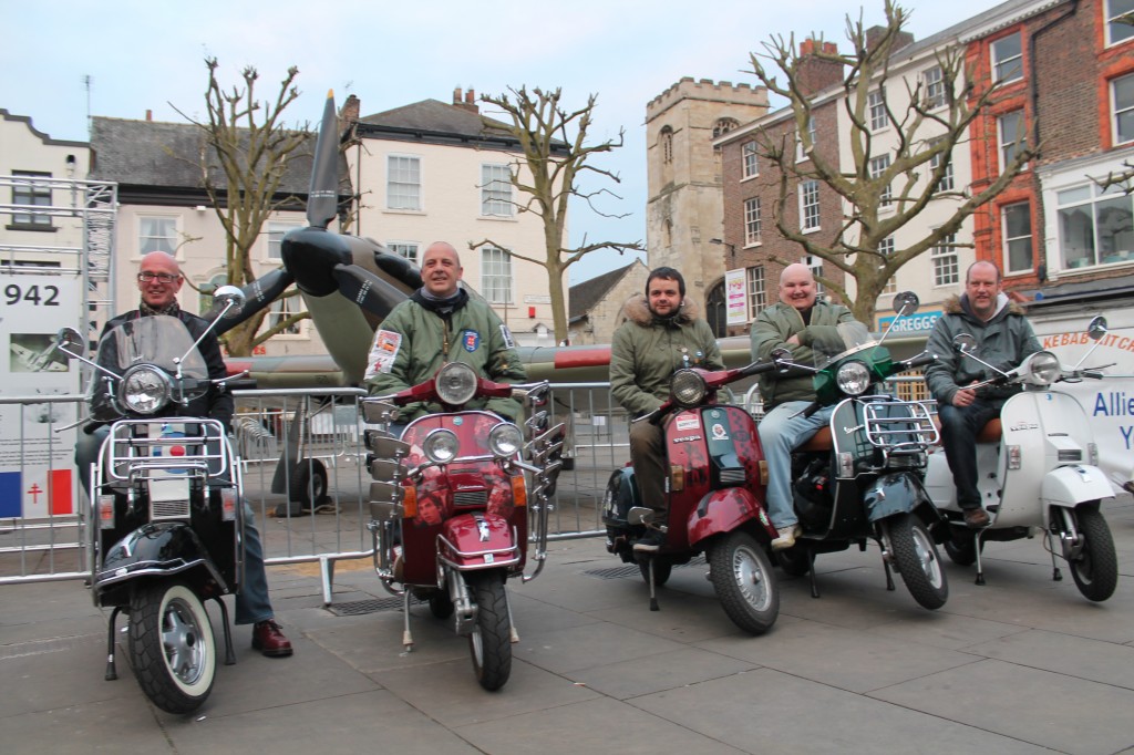 Vespa Crew